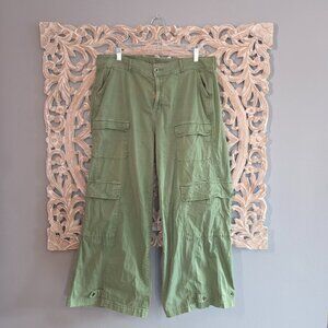 Torrid Army Green High Rise Baggy Cargo Pant Size 12 Reg